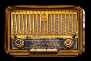 Old radio player